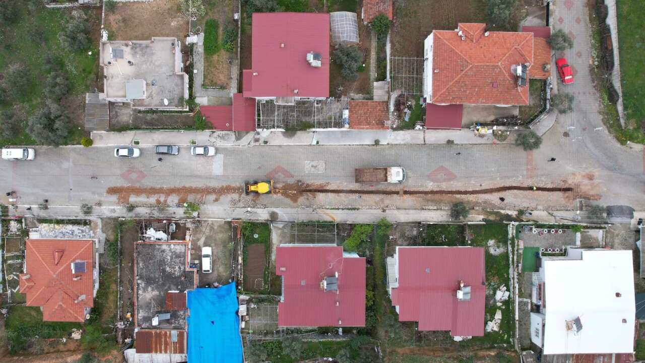 Yeşilbağcılar’da Doğalgaz Seferberliği: Dağdibi Mevkiinde İlk Kazma Vuruldu 10